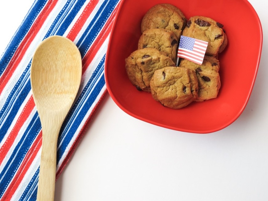 spoons and cookies with America’s flags
