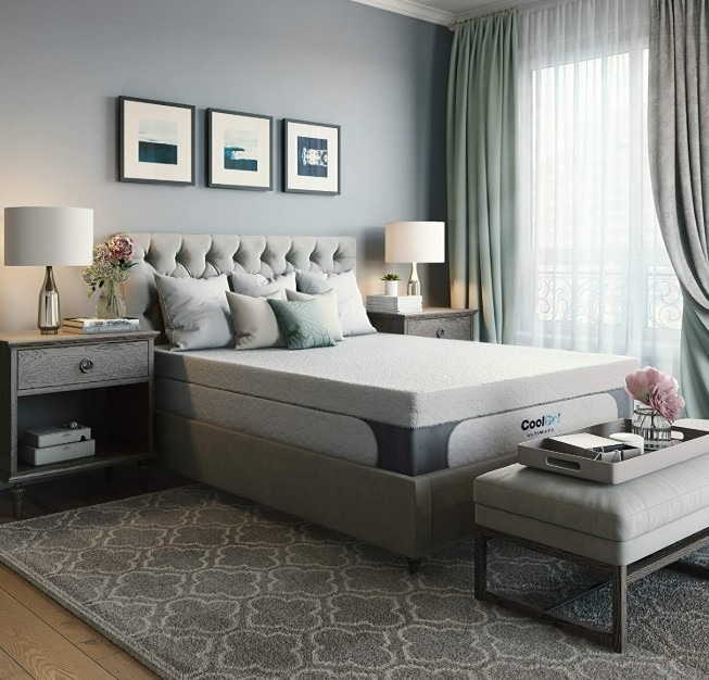 a-grey-themed-bedroom