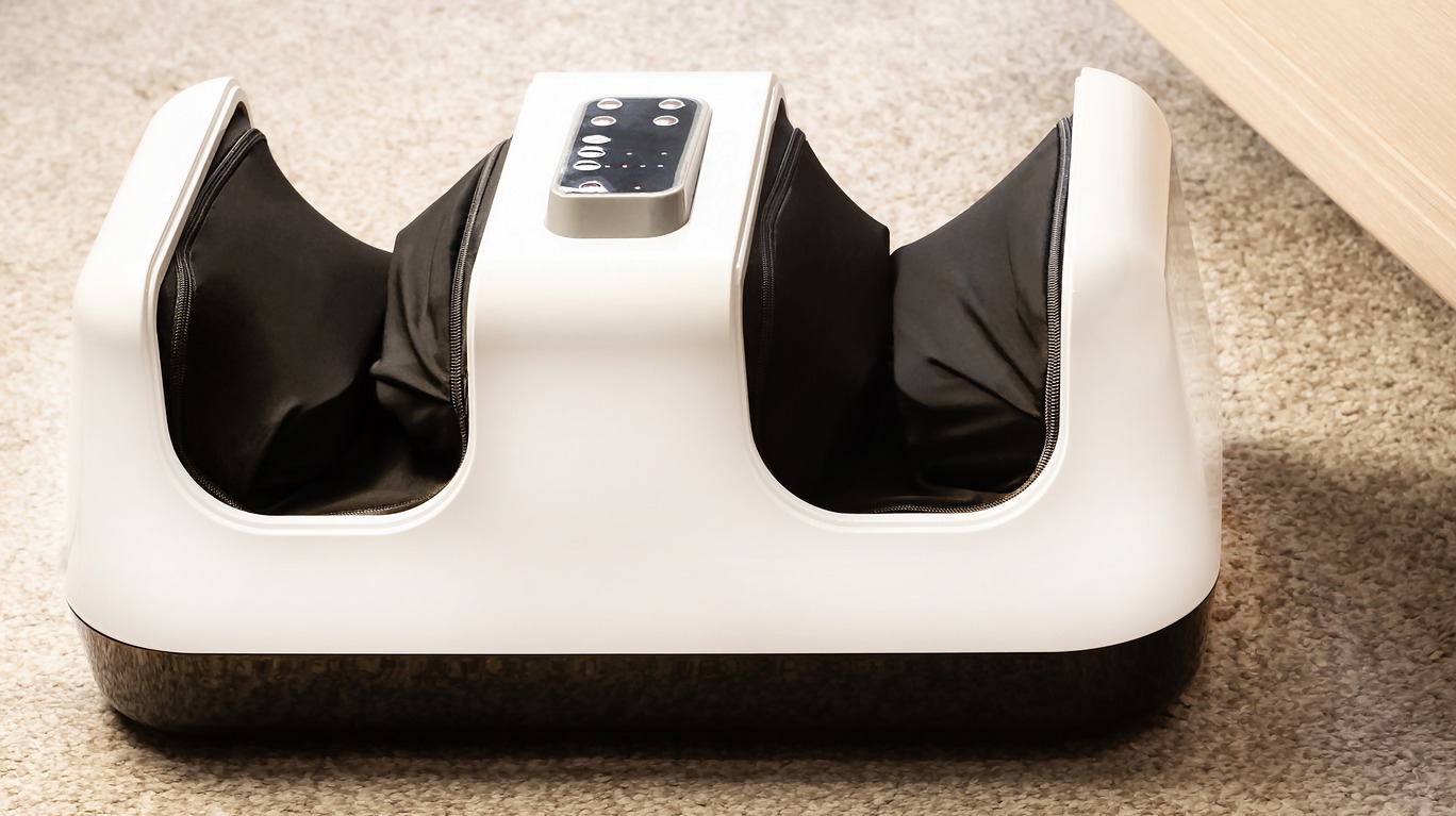 foot massager with buttons